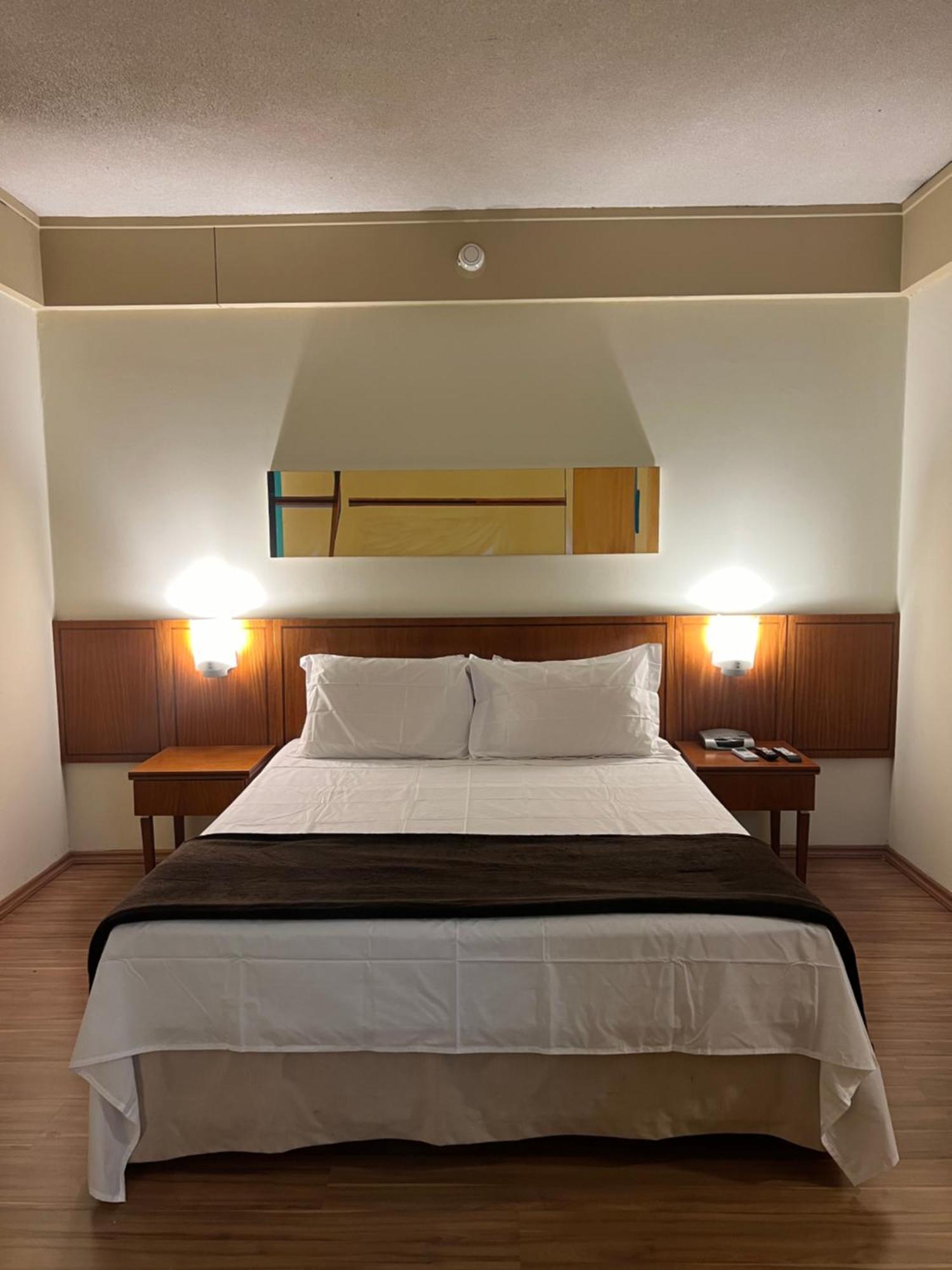 Live Mariana Pq Ibirapuera Uh1014 4* São Paulo